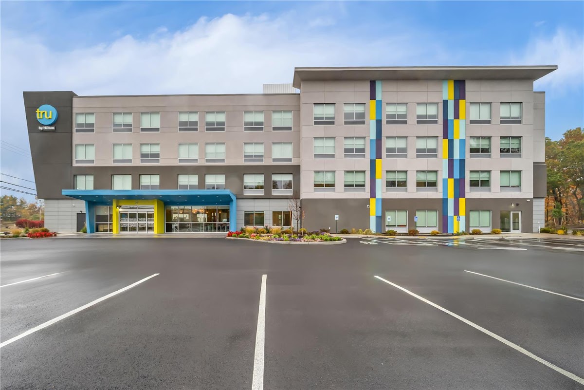 Tru by Hilton Brockton photo 3