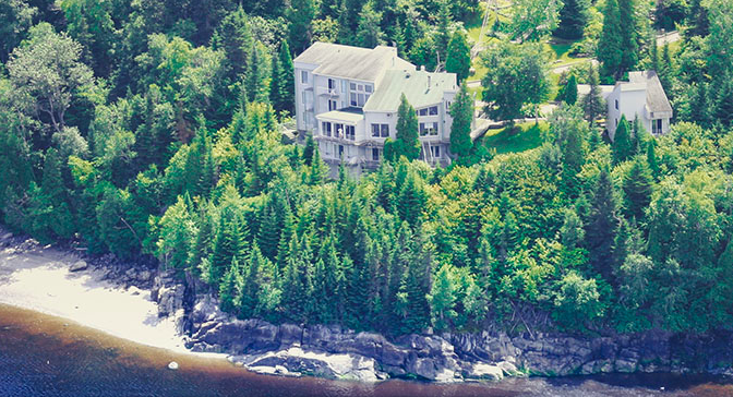 Auberge de la Rivière Saguenay | Au bord du Fjord Saguenay