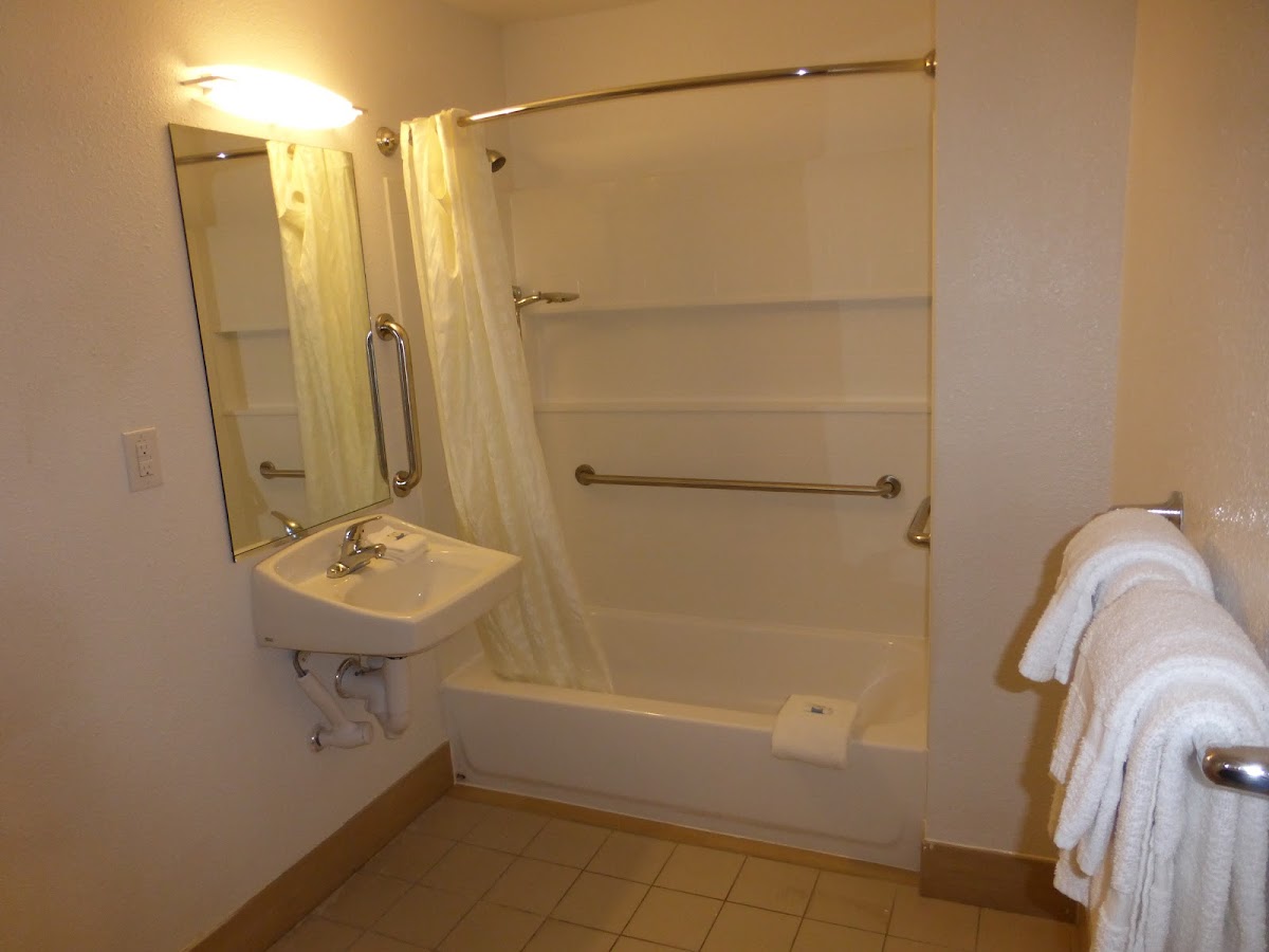 Red Roof Inn Houston - Jersey Village photo 3