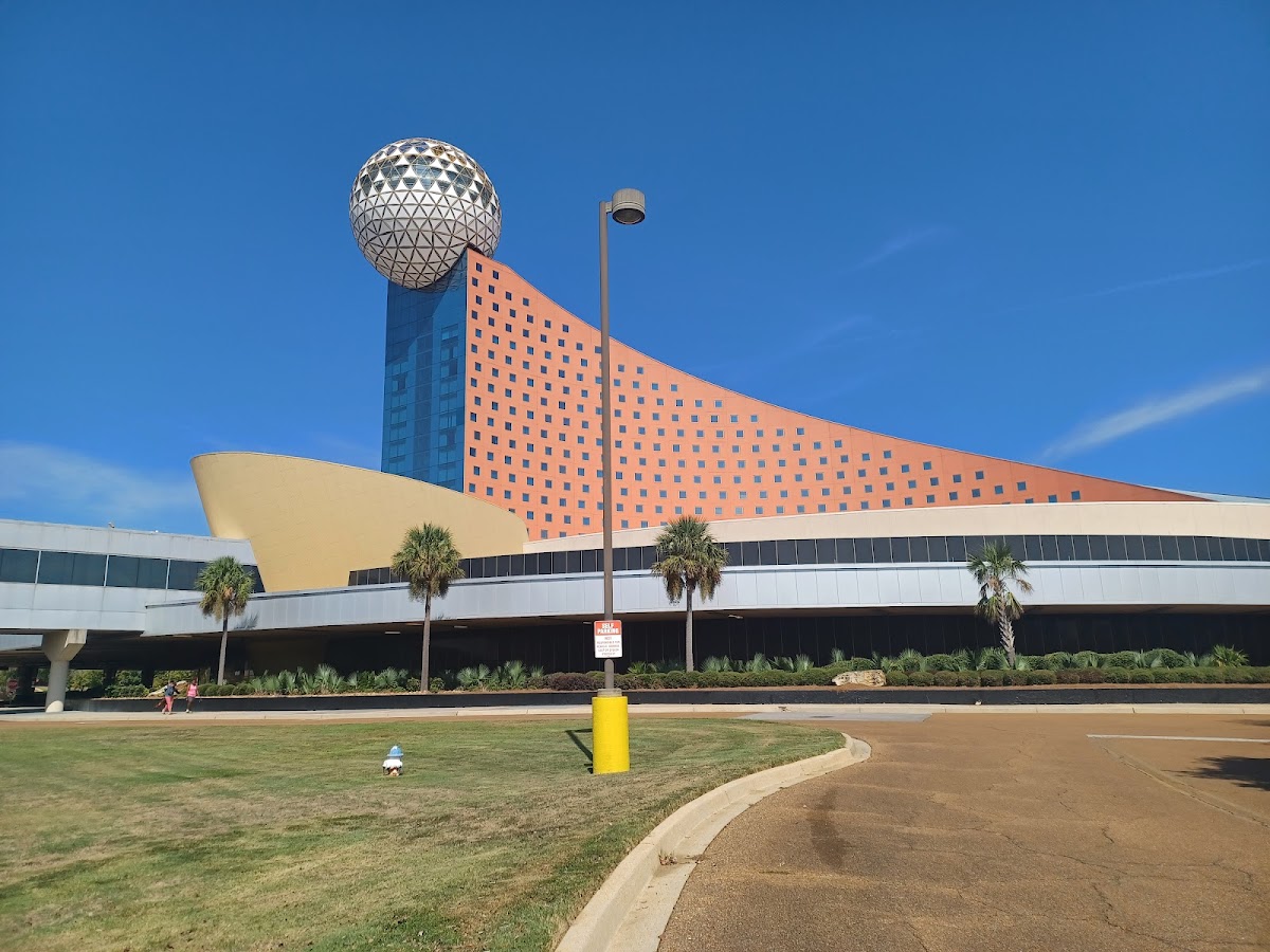 Golden Moon Hotel & Casino