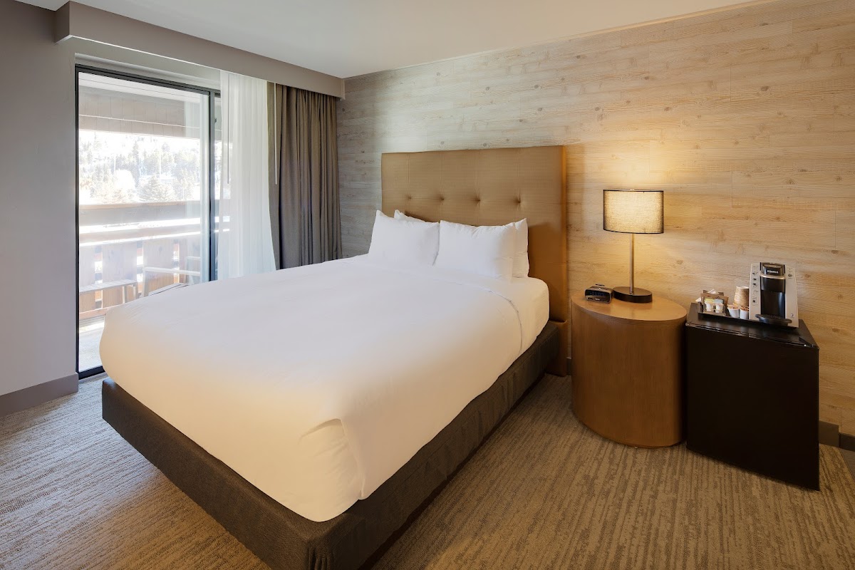 Highline Vail - a DoubleTree by Hilton photo 2