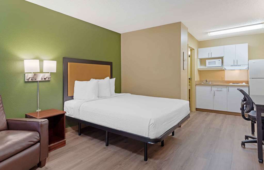 Extended Stay America Select Suites- Durham - University