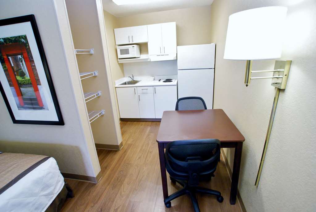 Extended Stay America Select Suites- Durham - University photo 3