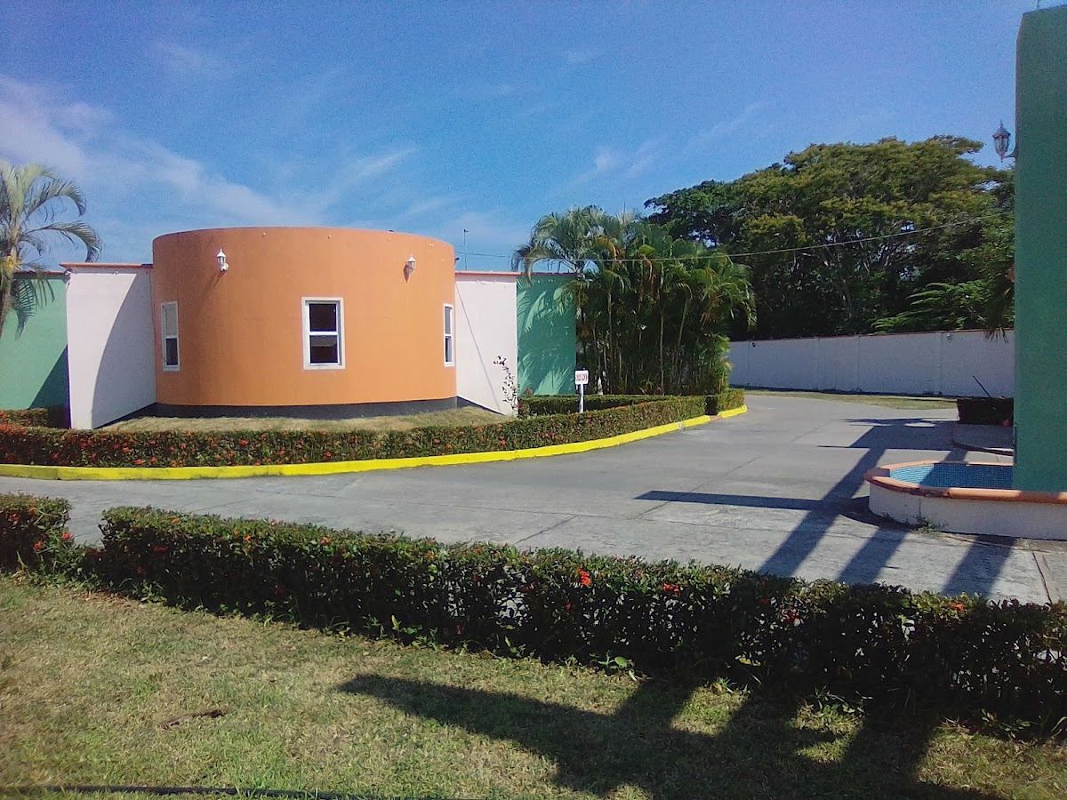 Motel Pelicanos