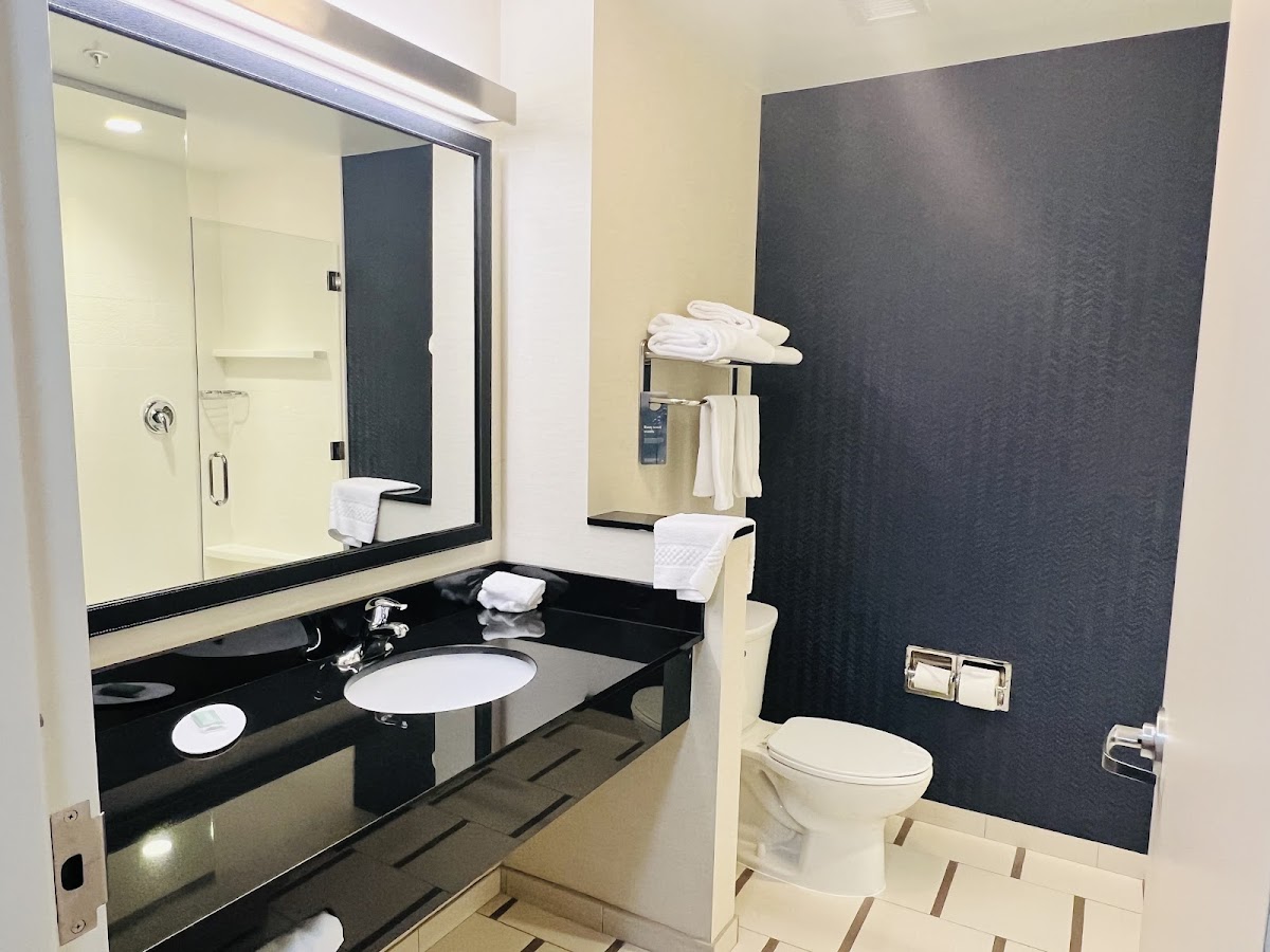 Fairfield by Marriott Inn & Suites Columbus Airport photo 2
