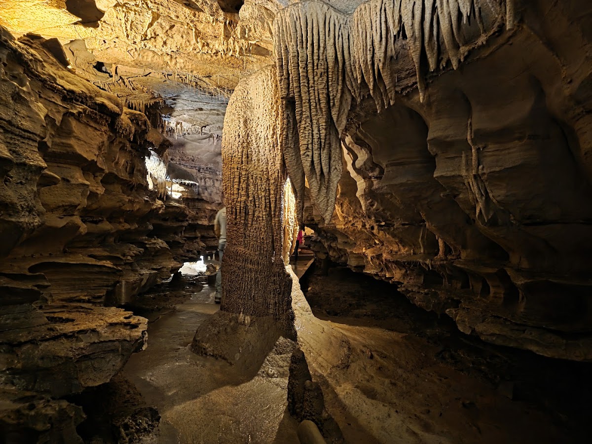 Squire Boone Caverns