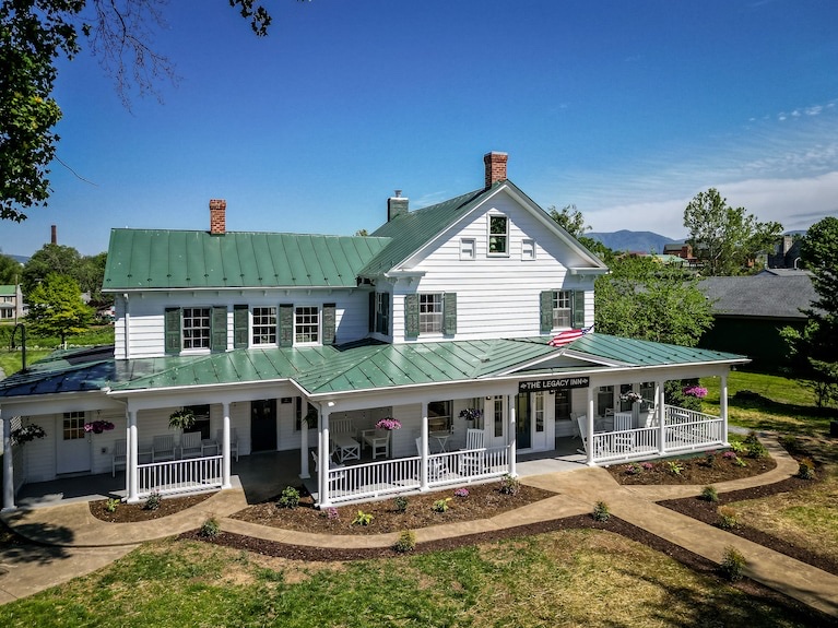 The Legacy Inn