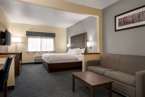 AmericInn by Wyndham Appleton Airport photo 2