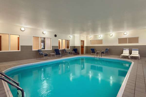 AmericInn by Wyndham Appleton Airport photo 3