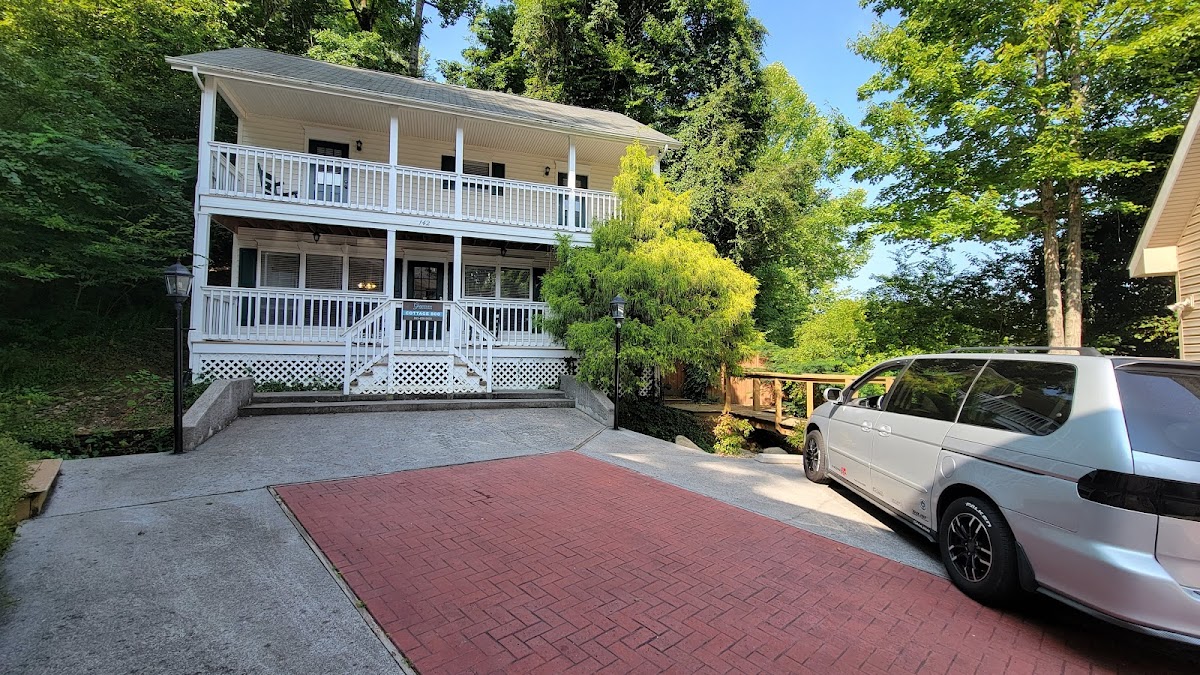 Roaring Fork Motel