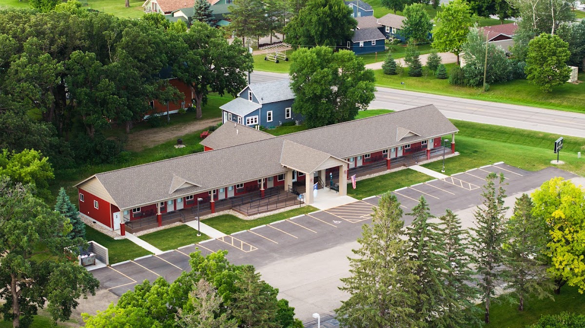 Battle Lake Inn