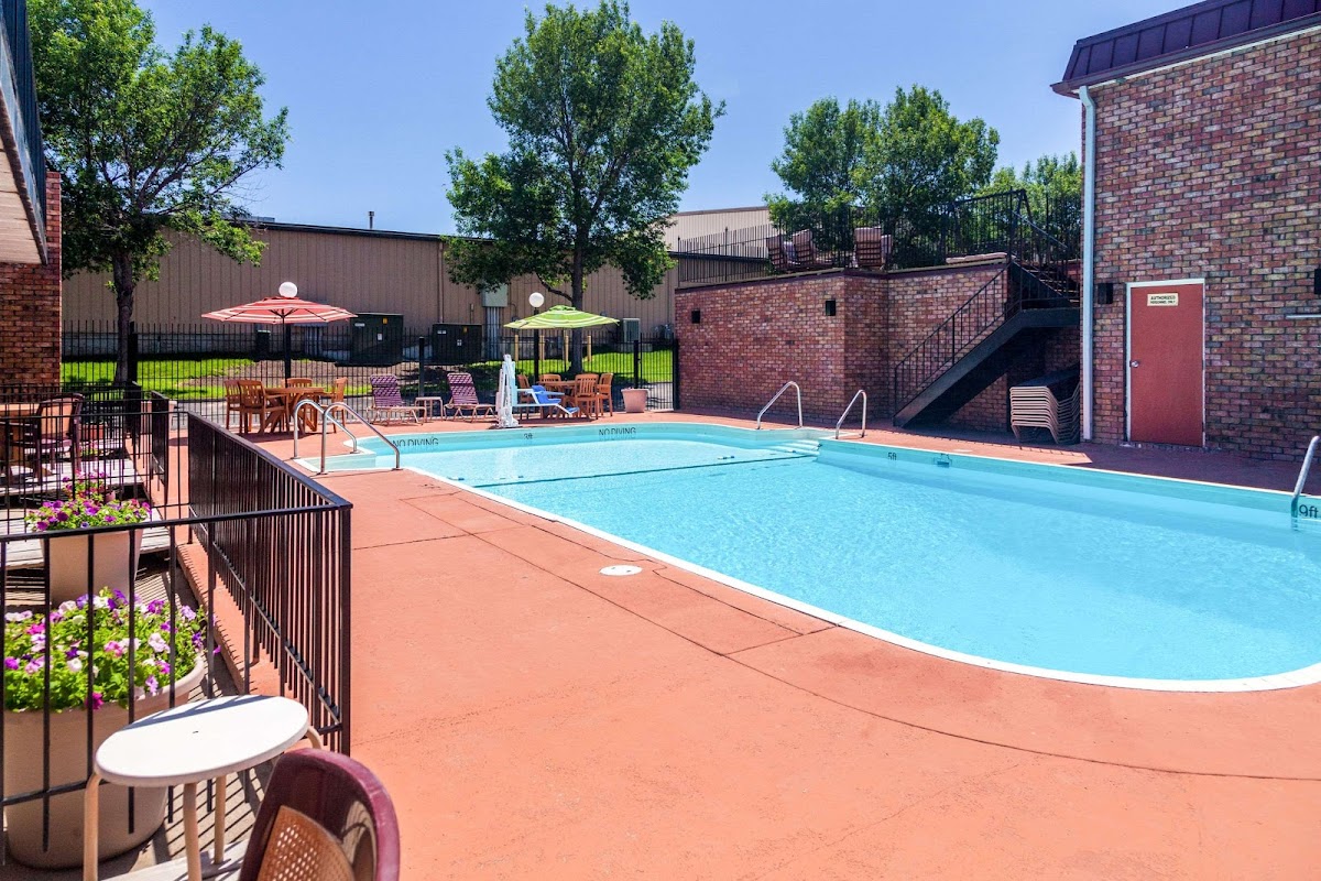 Quality Inn & Suites Lincoln South photo 3