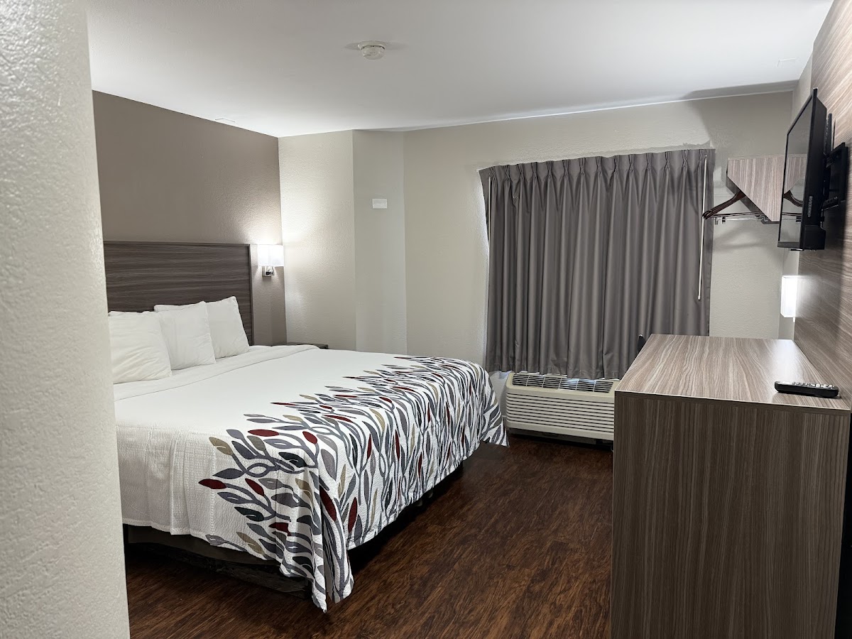 Red Roof Inn Austin - Round Rock photo 2