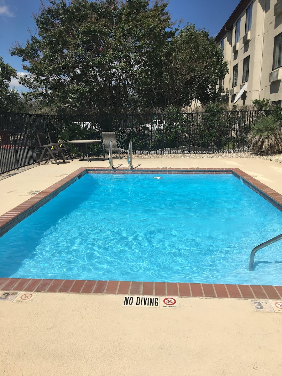 Red Roof Inn Austin - Round Rock photo 3