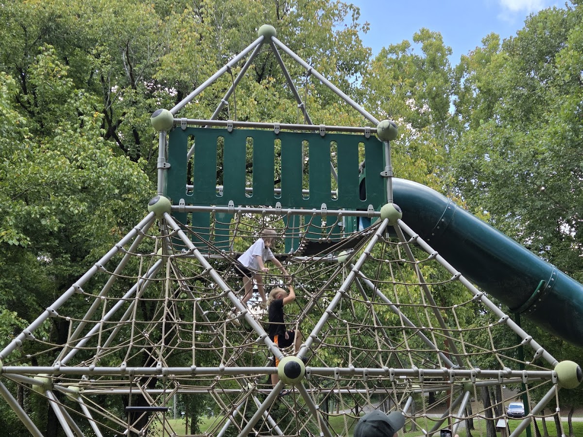 Urban Wilderness Gateway Park