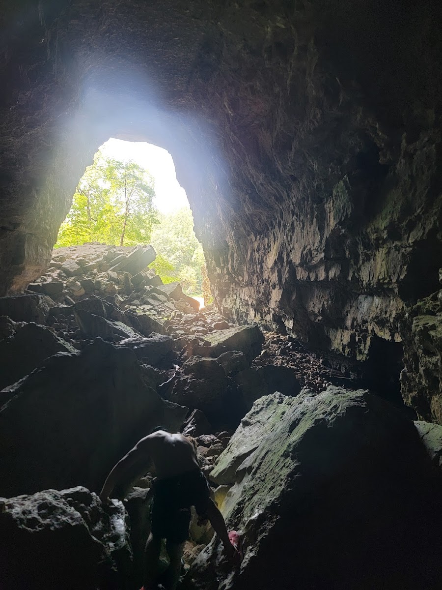 Jam Up Cave