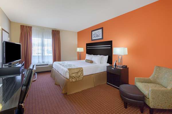 Wingate by Wyndham Tulsa photo 2