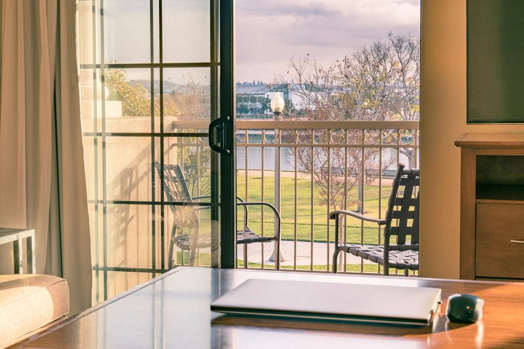 Homewood Suites by Hilton San Diego Airport-Liberty Station photo 2