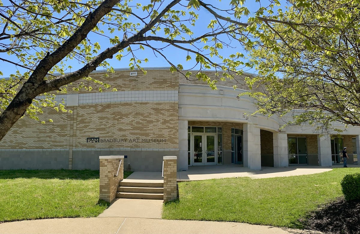 Bradbury Art Museum
