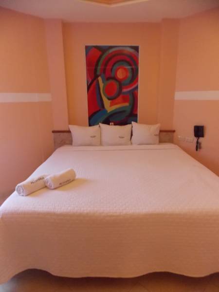 Hotel Alejandría Express photo 2