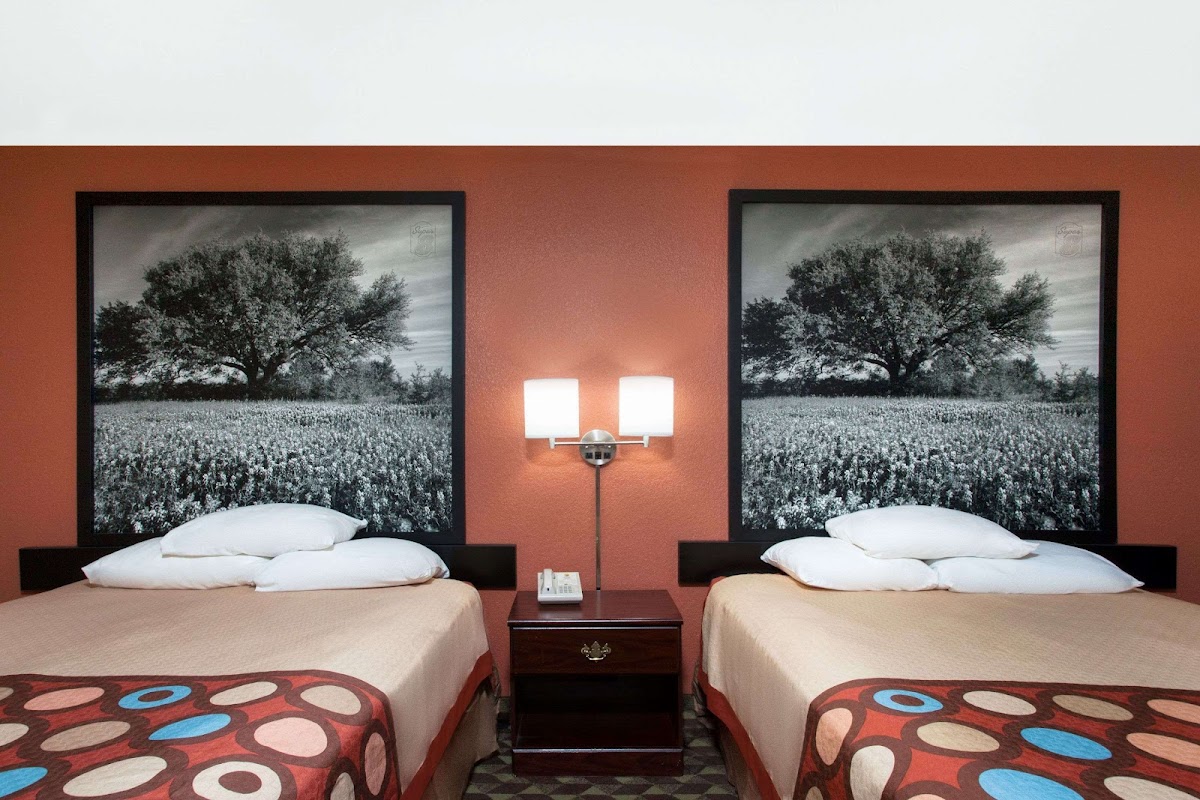 Super 8 by Wyndham Bastrop TX photo 2