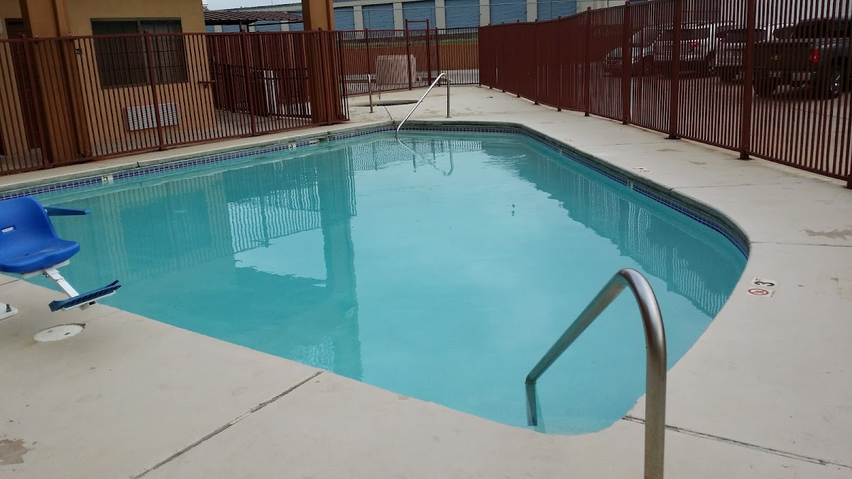 Super 8 by Wyndham Bastrop TX photo 3