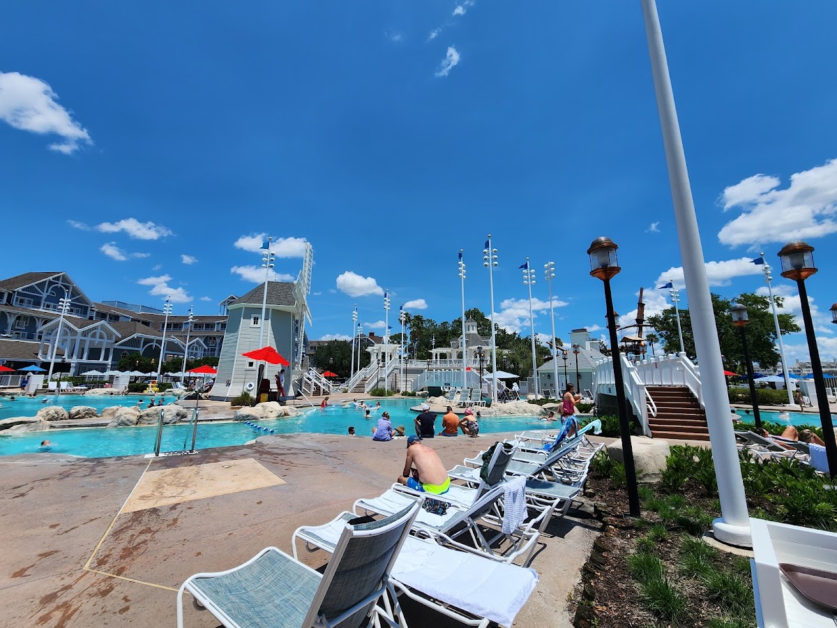 Disney's Yacht Club Resort photo 2