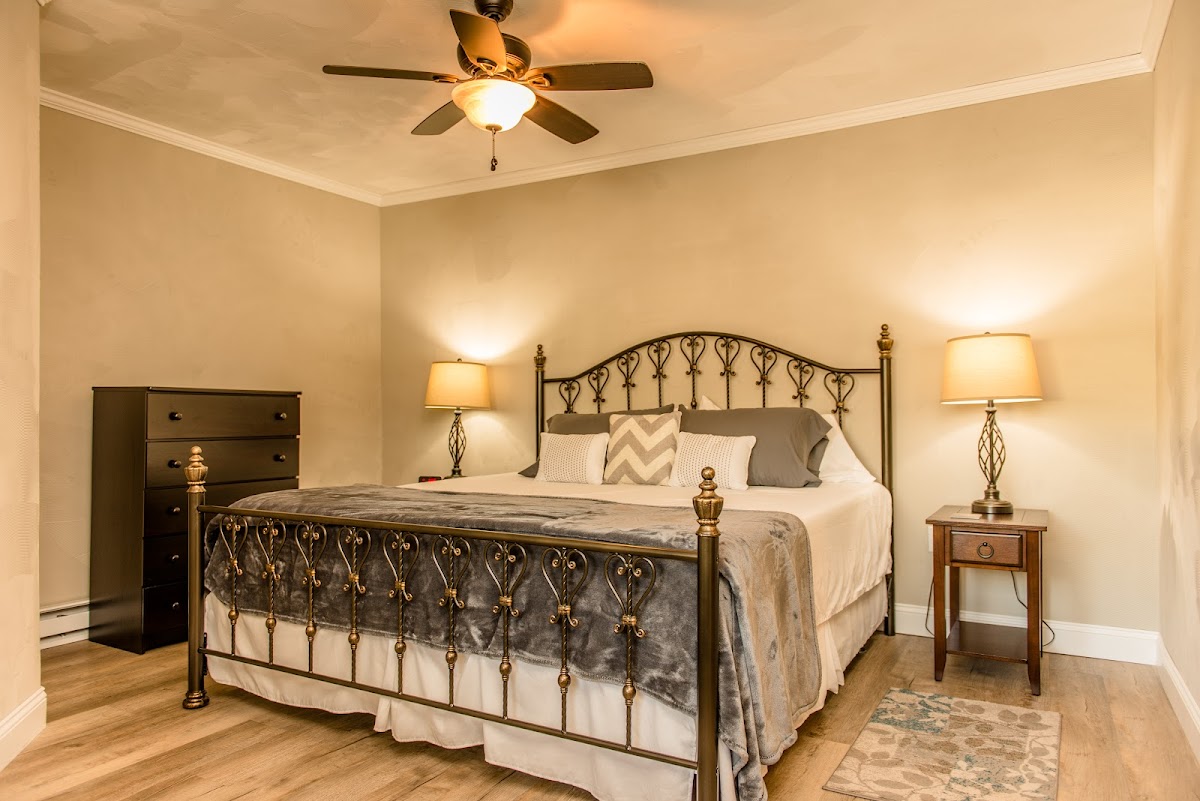 Strictly Moose Luxury Vacation Suites