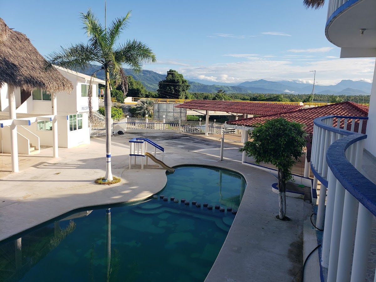 El Muelle Hotel y Restaurante