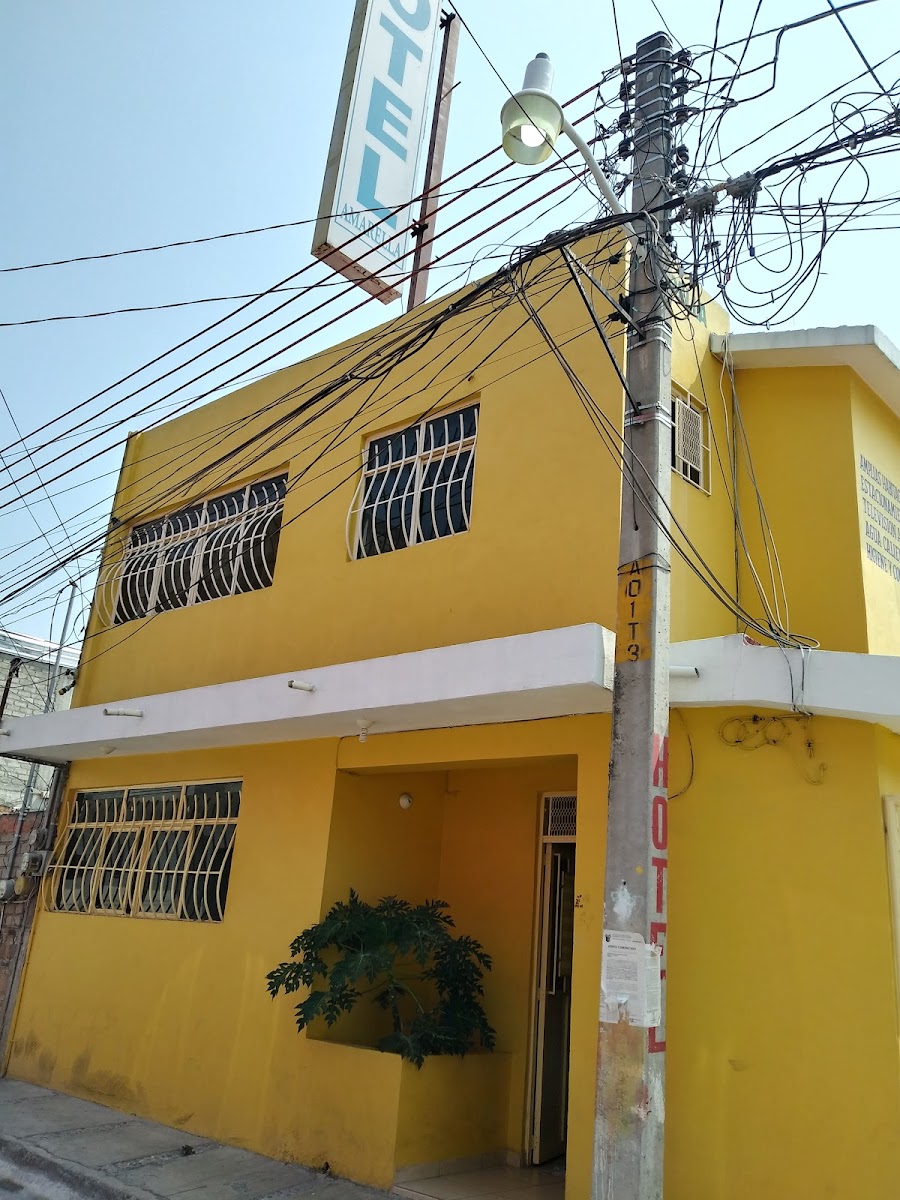 Hotel amarela