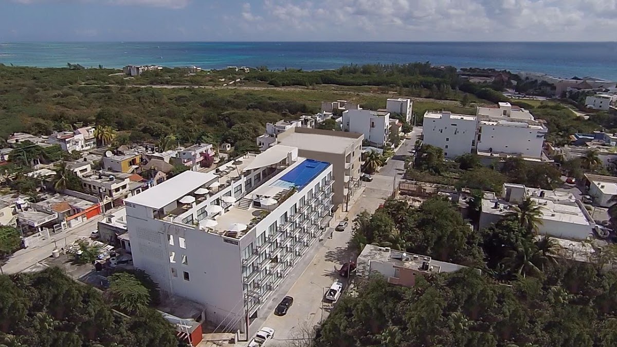 HOTEL52 photo 3