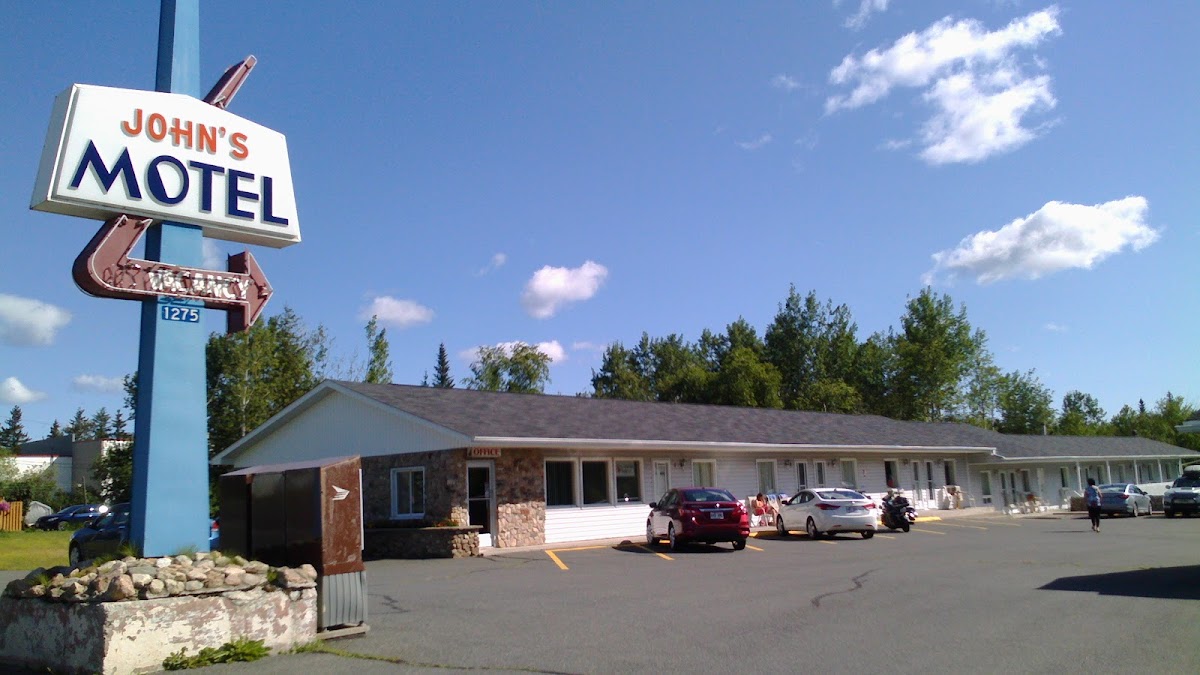 Motel 7 Inn & Suites photo 3