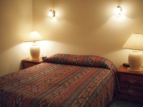 Whale's Tail Guest Suites photo 3