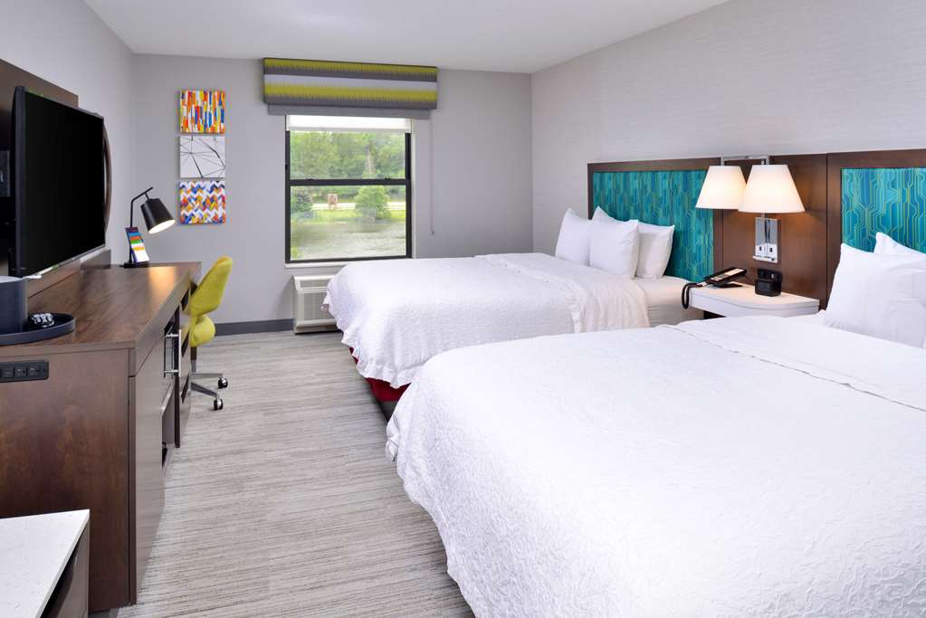 Hampton Inn LaPorte photo 3