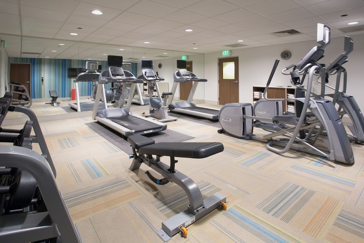 Holiday Inn Express & Suites Chicago North Shore - Niles by IHG photo 2
