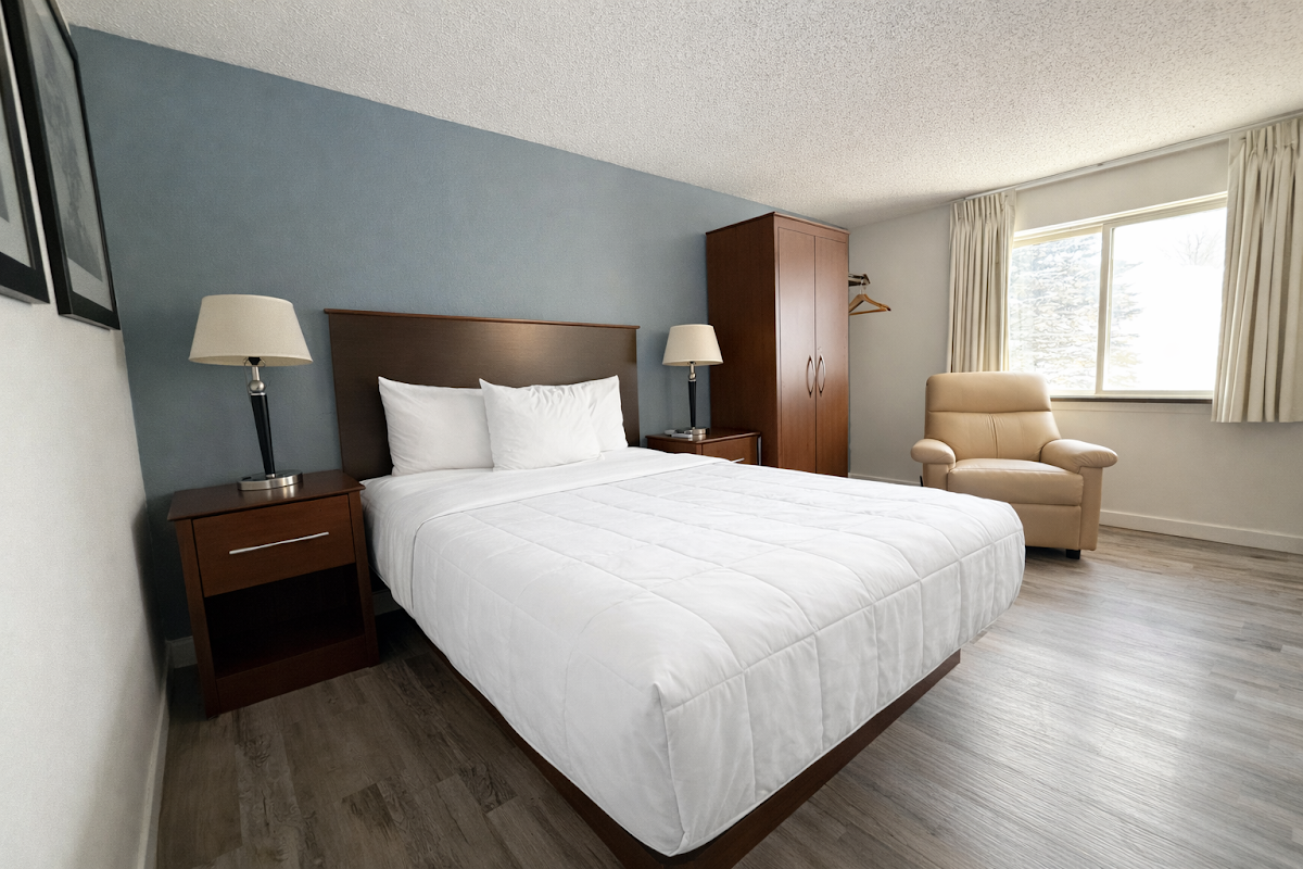 Hotel 8 Fergus Falls photo 2