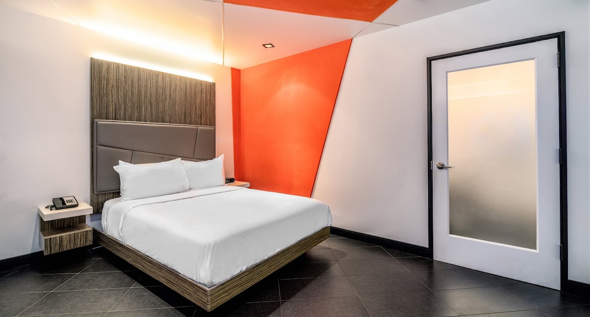 The Moment Hotel photo 2