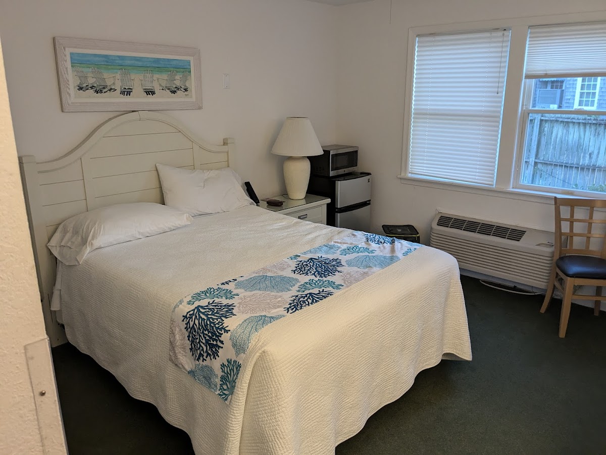 Ocracoke Harbor Inn photo 2