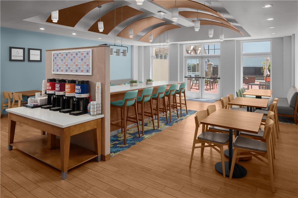 Hampton Inn & Suites Orem photo 2