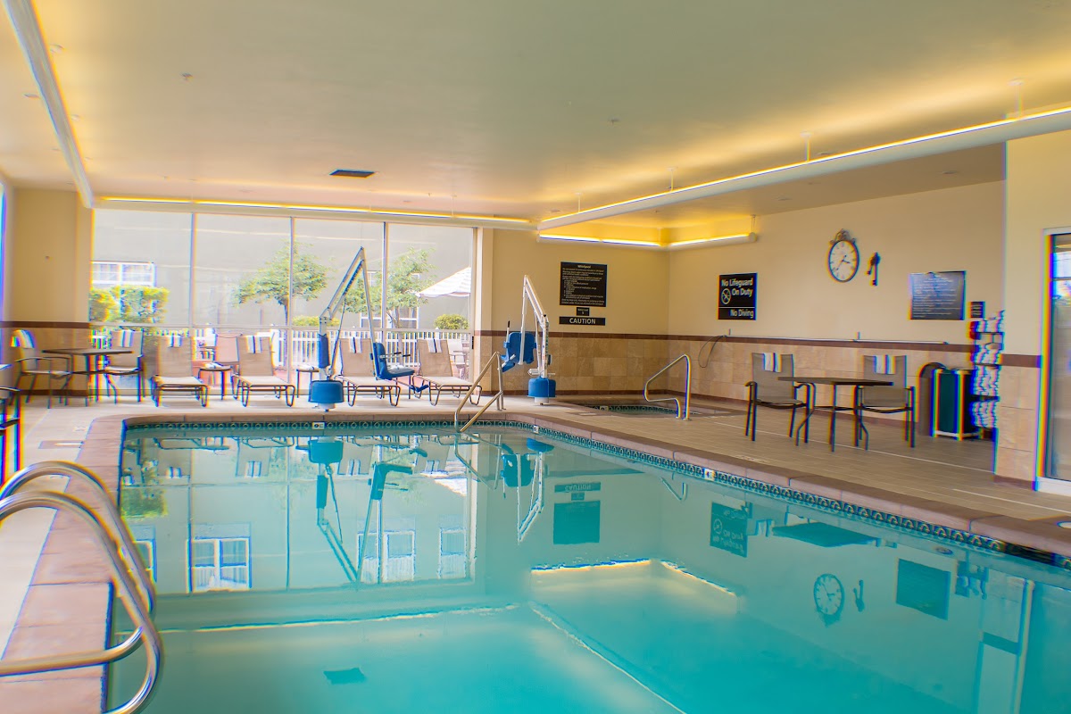 Hampton Inn & Suites Orem photo 3