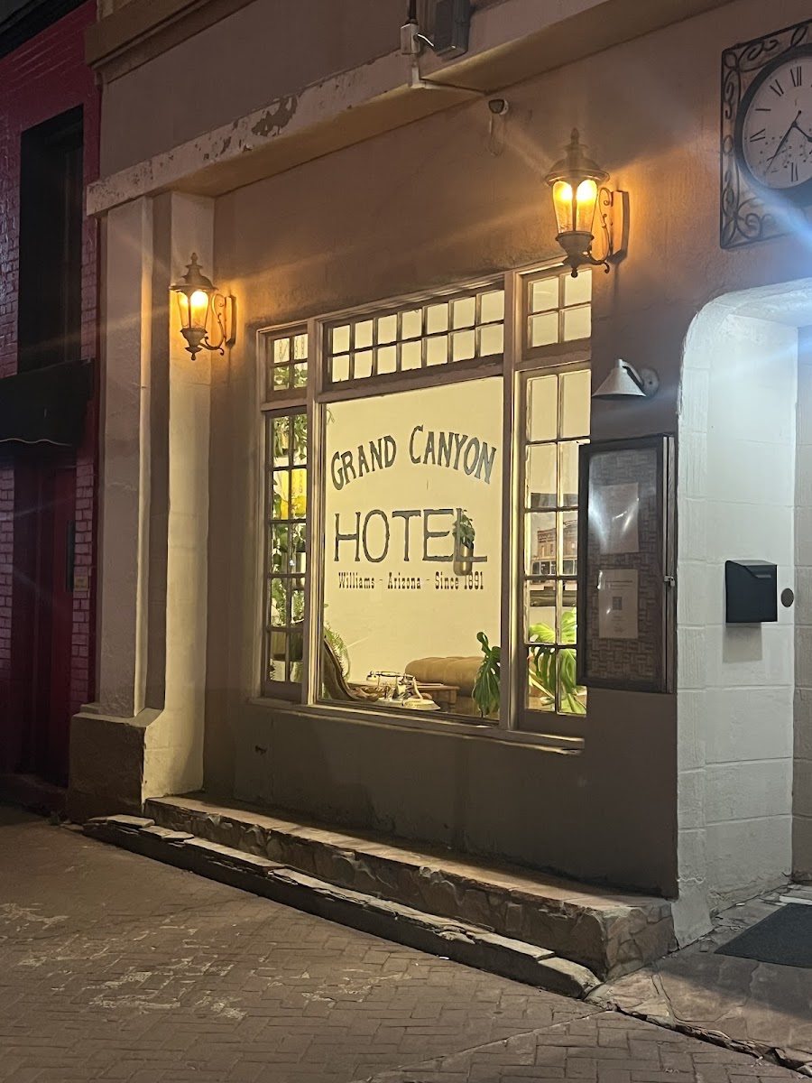 The Historic Grand Canyon Hotel photo 2