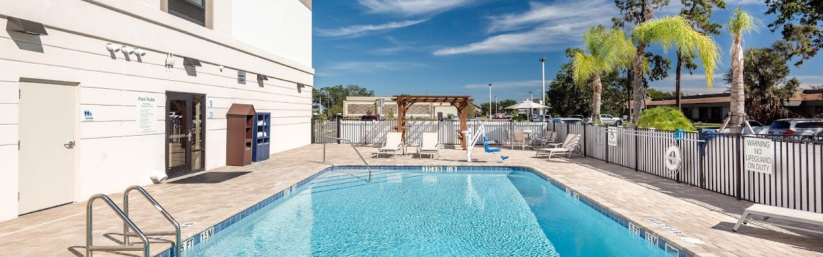 Holiday Inn Express & Suites Lakeland South by IHG photo 3