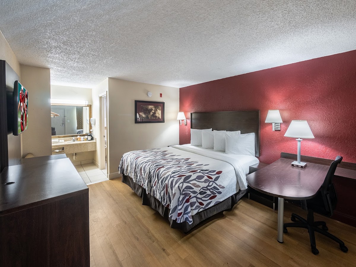 Red Roof Inn Orlando South - Florida Mall photo 2