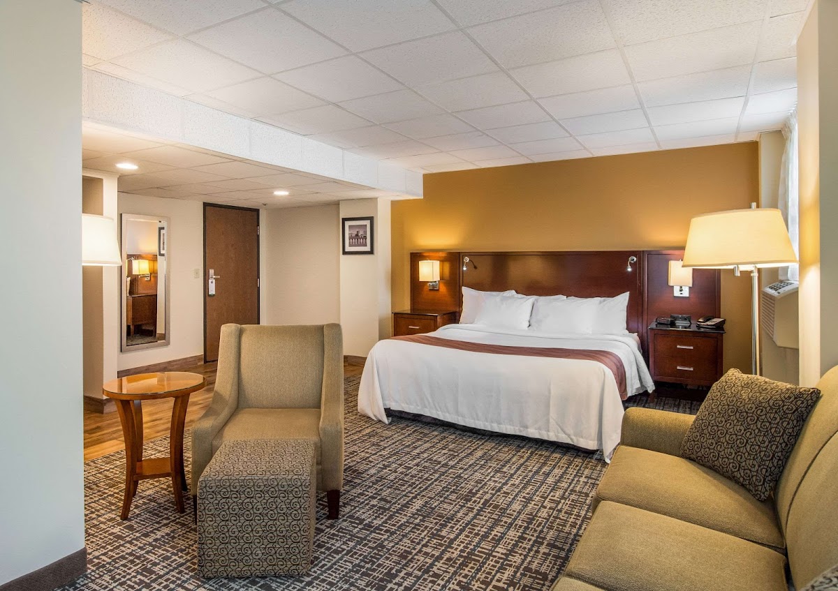 Quality Inn & Suites Virginia MN