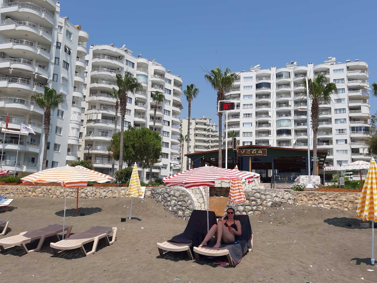 Arpaçbahşiş Public Beach