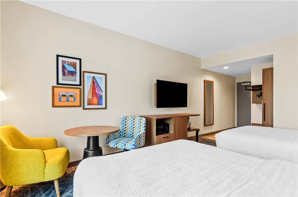 Hampton Inn Daleville photo 3