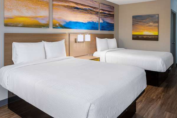 Days Inn by Wyndham Louisburg photo 2