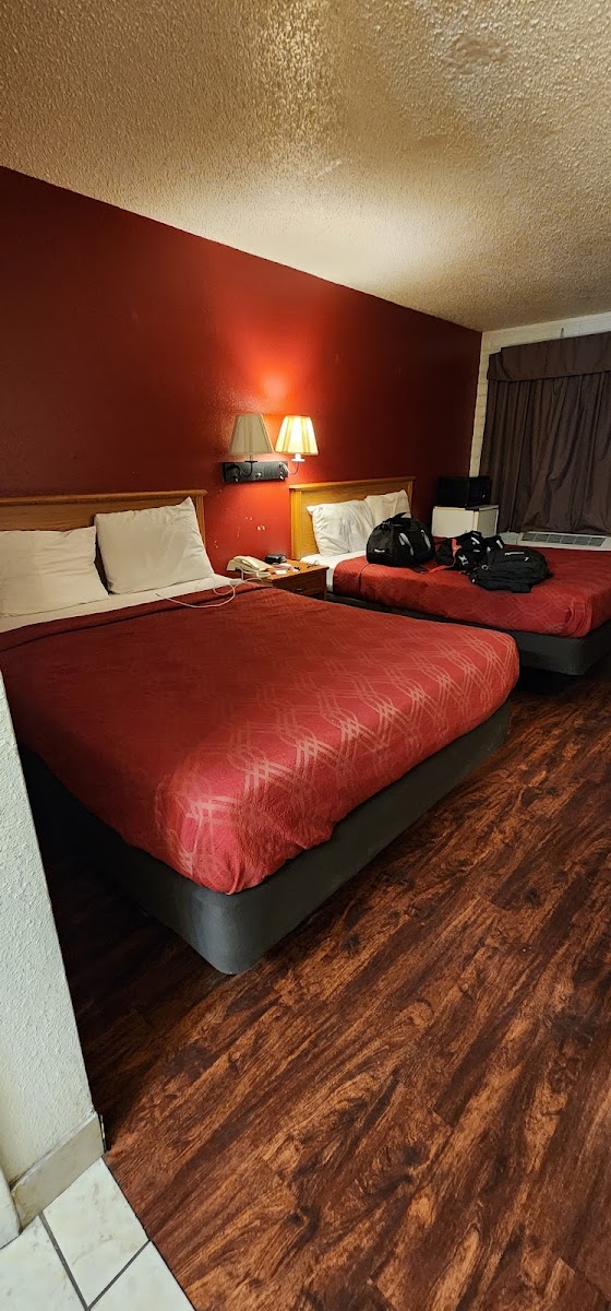 Econo Lodge Downtown photo 2