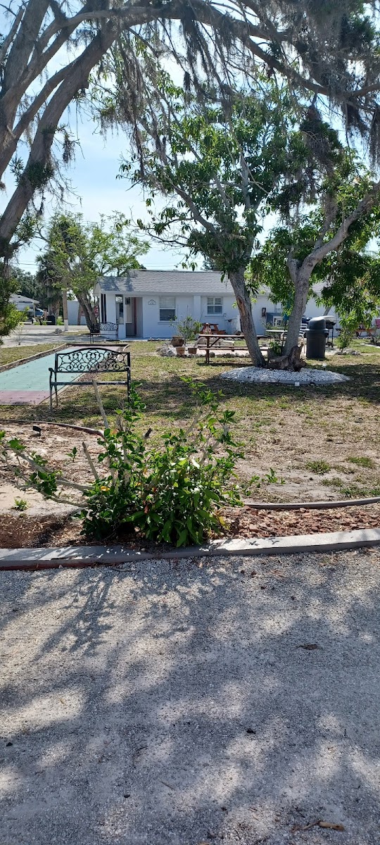 Englewood Lighthouse Resort photo 3