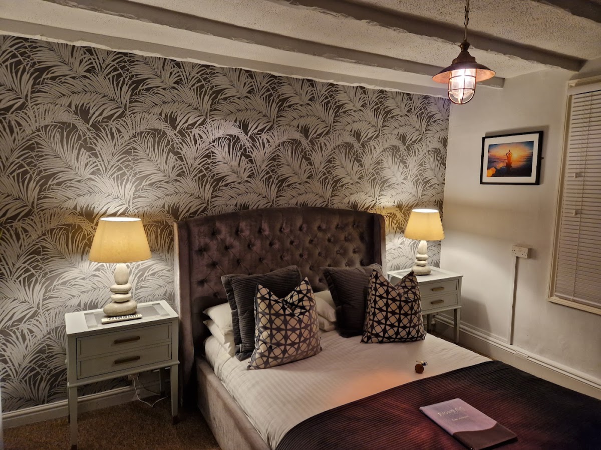 Molesworth Arms Hotel photo 2
